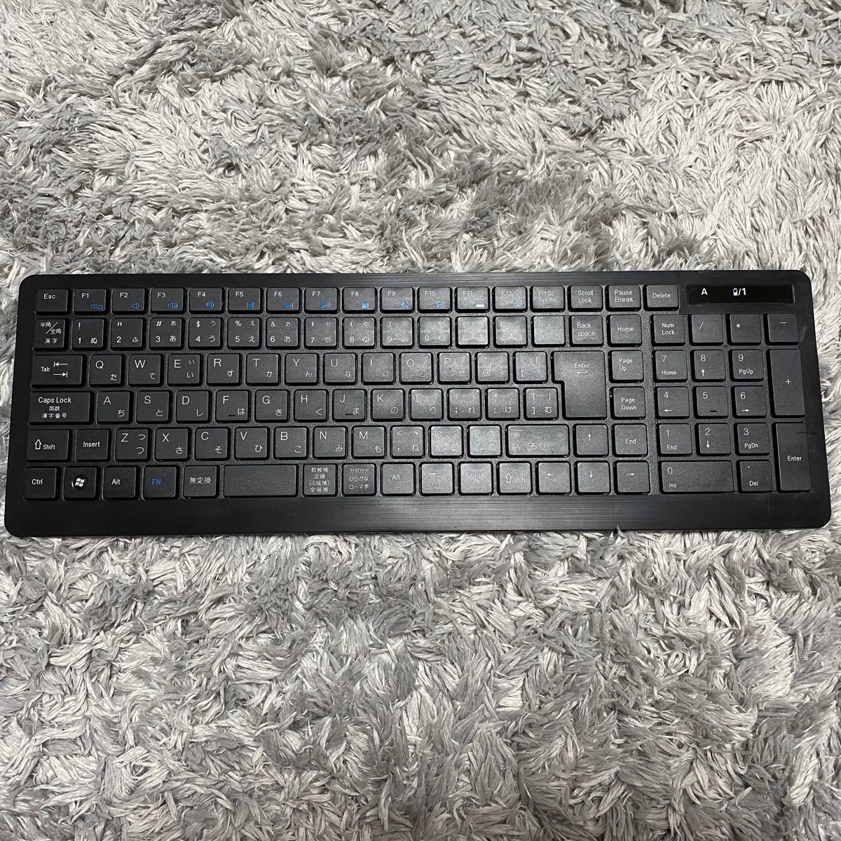 ワイヤレスキーボード   【中古品】