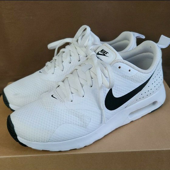 Paypayフリマ Nike Air Max Tavas ナイキ エアマックス タバス ホワイト Paypayフリマ Nike Air Max Tavas ナイキ エアマックス タバス ホワイト