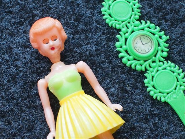 ヤフオク レトロビンテージ雑貨 目が動くお人形と小物セッ ヤフオク レトロビンテージ雑貨 目が動くお人形と小物セッ
