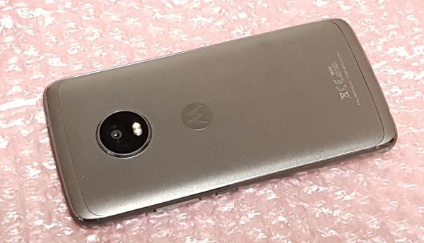 423■Android8■Motorola Moto G5 PLUS XT1685 SIMフリー /美品_画像10