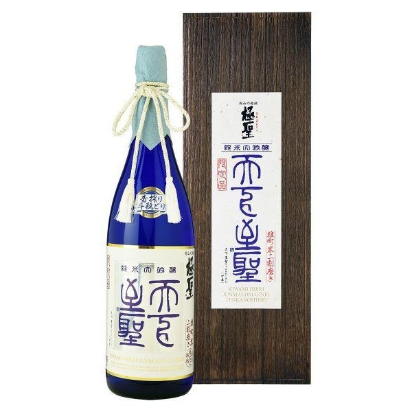 . внизу sake структура высшее . дзюнмаи сакэ большой сакэ гиндзё небо внизу .. прошлое ... бутылка ..1800ml