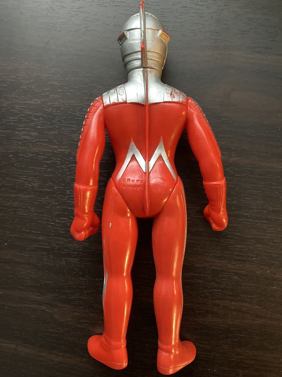 バンダイ ウルトラセブン 1988 ビッグソフビ 31cm ② Yahoo!オークション - 昭和レトロ ウルトラセブン ビッグソフビ