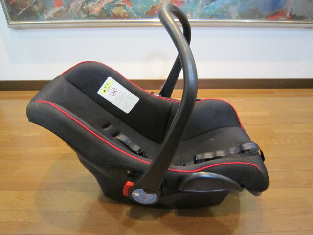 Mum\'s Carrymamz Carry baby carry & car crib baby seat 