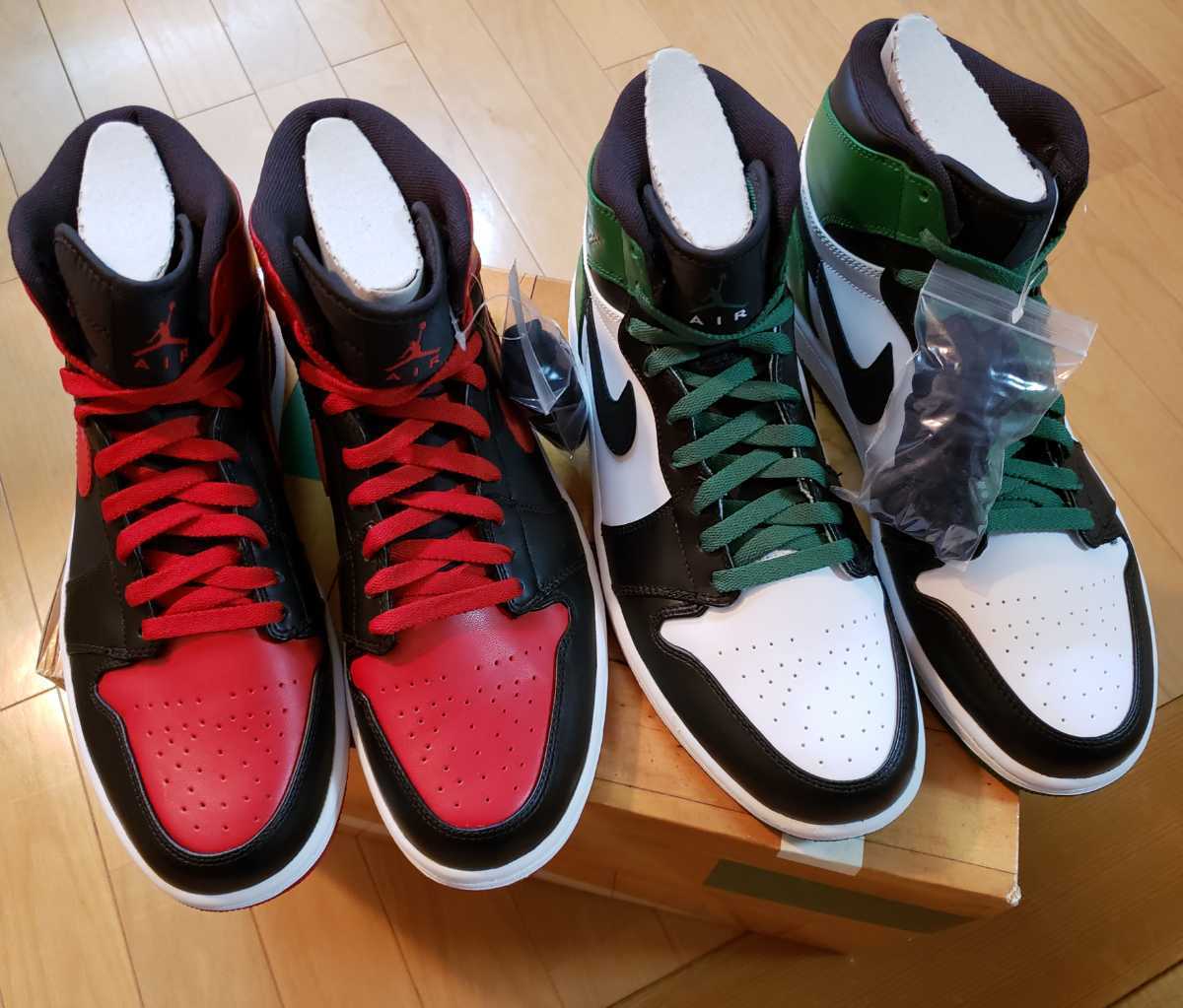 １円～激レア未使用 AIR JORDAN 1 DMP RETRO HIGH エアジョーダン1ハイ レトロ 人気27.5センチ ブルズ 黒赤 白黒緑 デットストック 本物2足_画像1