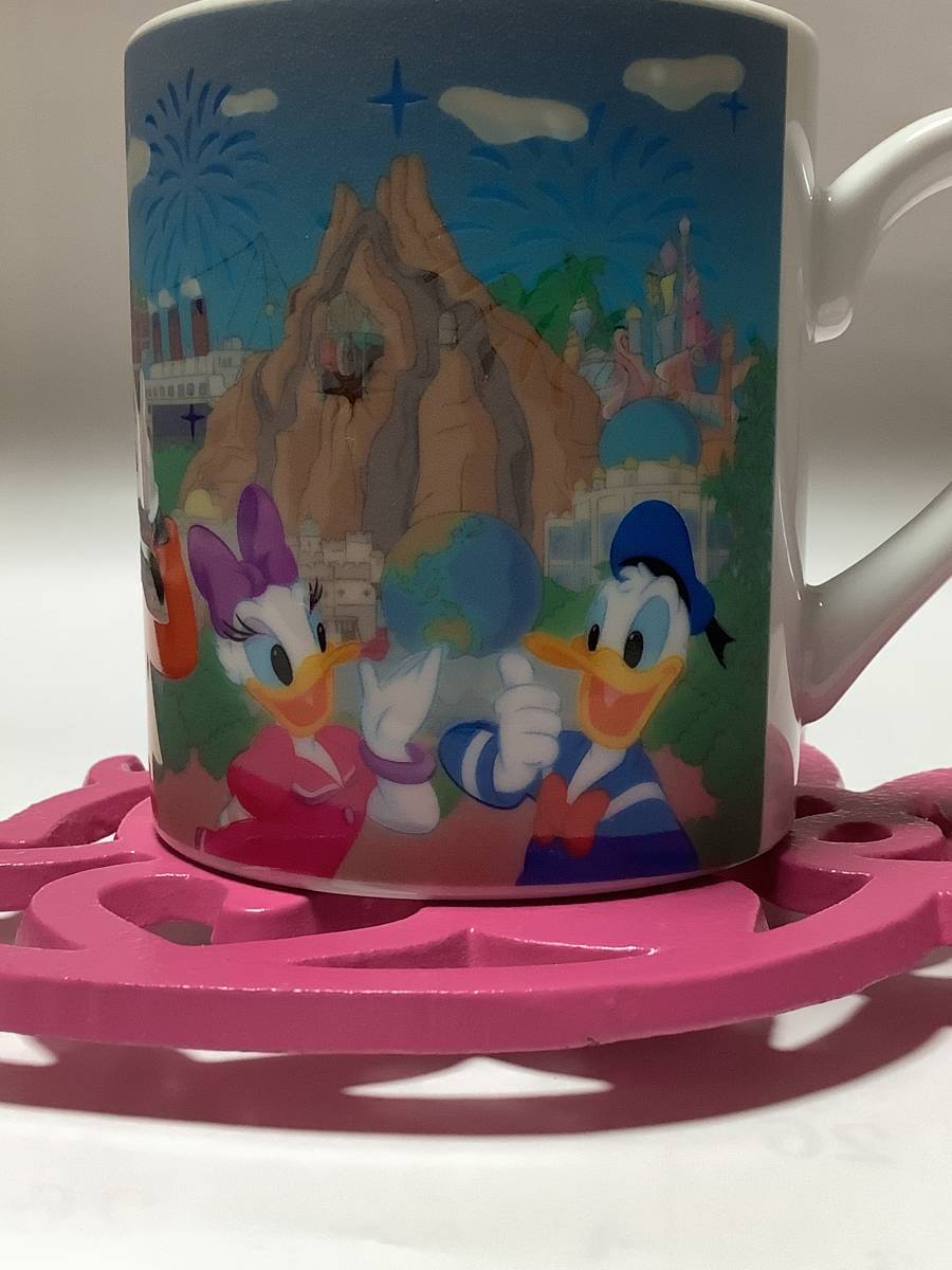 ディズニーリゾート　ミッキーフレンズ　マグカップ　食器　東京ディズニーランド　パーク　色が変化するコップ　マグカップ_画像8