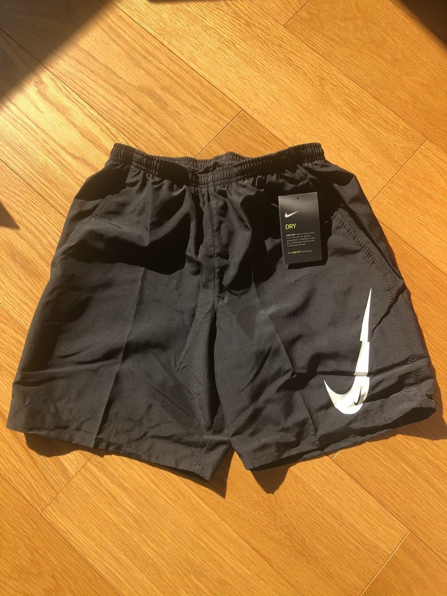 NIKE ショートパンツ　メンズM インナー付き