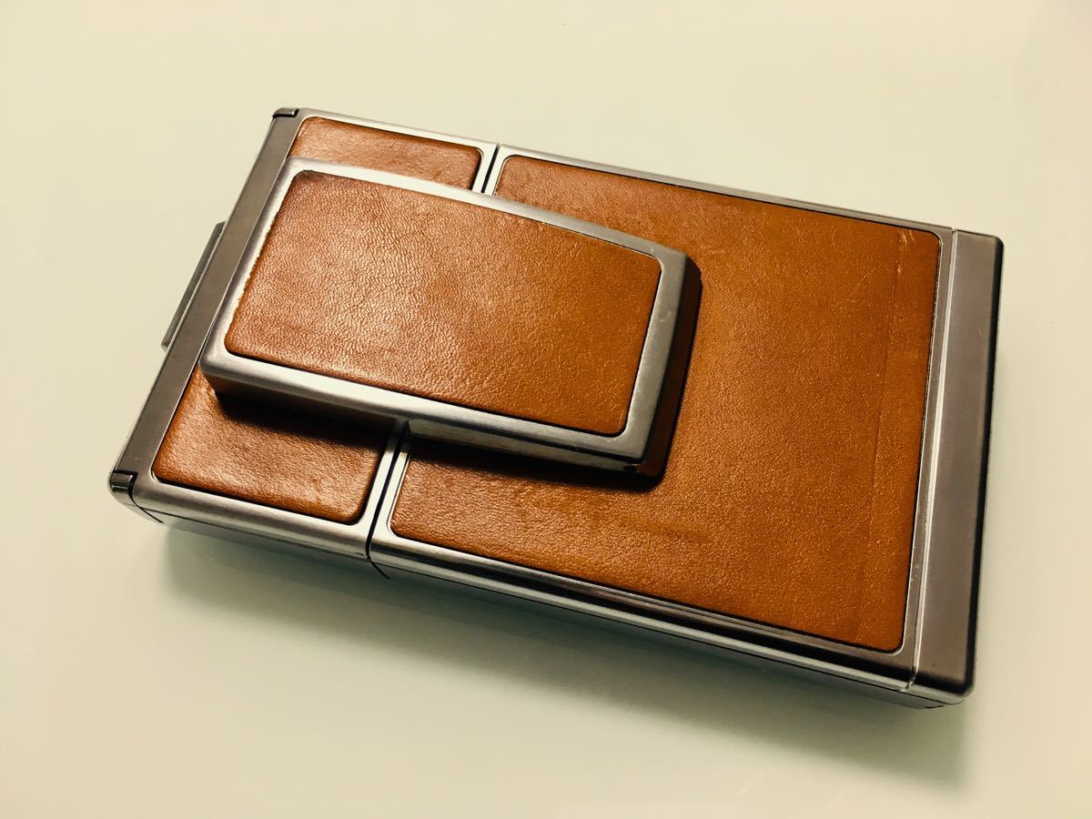 美品】ポラロイド SX70 +革製ストラップケース SX-70 Camera 美品】ポラロイド SX70 +革製ストラップケース SX-70 Camera