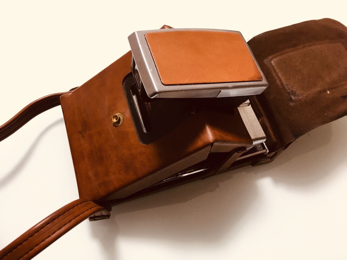 美品】ポラロイド SX70 +革製ストラップケース SX-70 Camera 美品】ポラロイド SX70 +革製ストラップケース SX-70 Camera