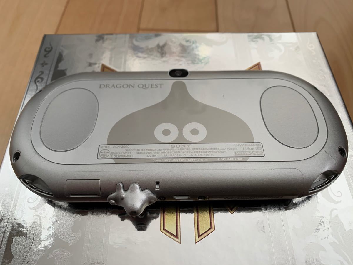 PS Vita 本体 ドラゴンクエスト メタルスライム エディション PCHJ-10028 純正カード32GB付