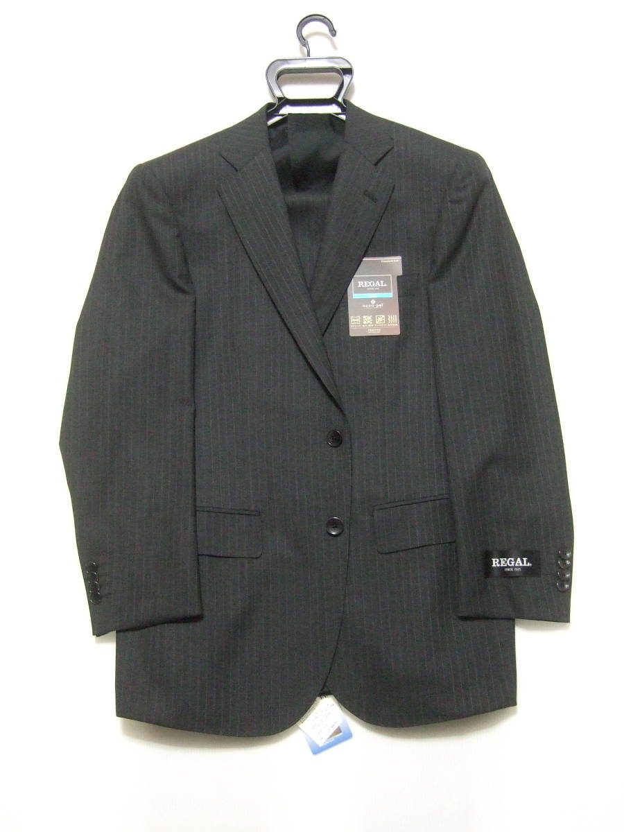 A4(165cm)REGAL Reagal gray stripe 2 tuck stretch suit form memory Kiyoshi . water-repellent . oil armpit deodorization sun protect 