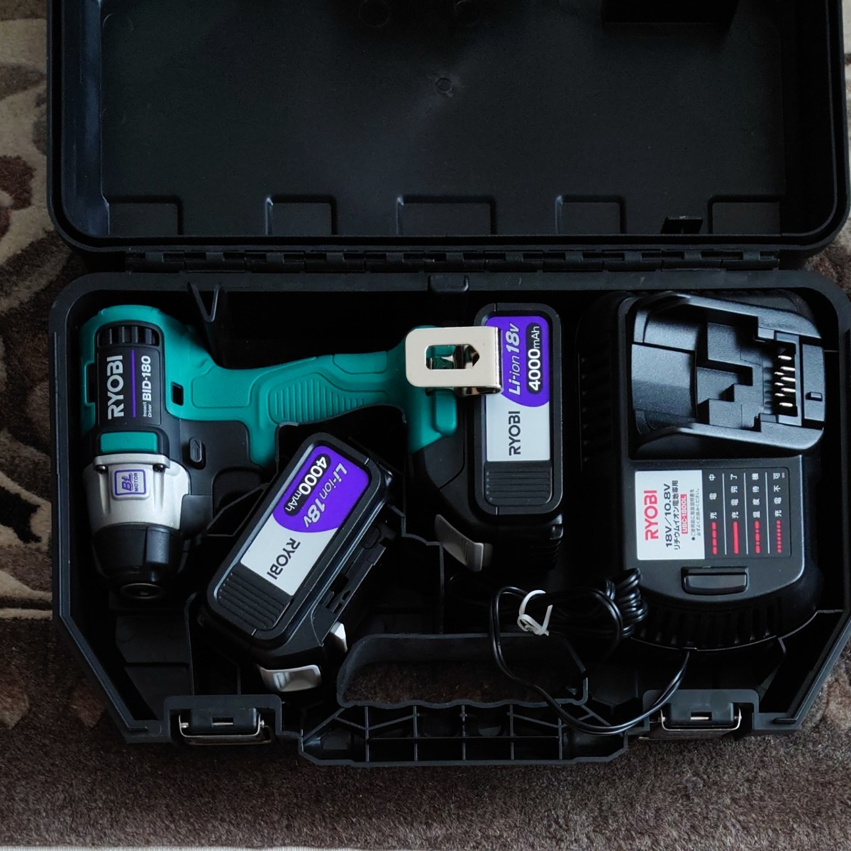 RYOBI インパクトドライバーBID-180 18v4000mh
