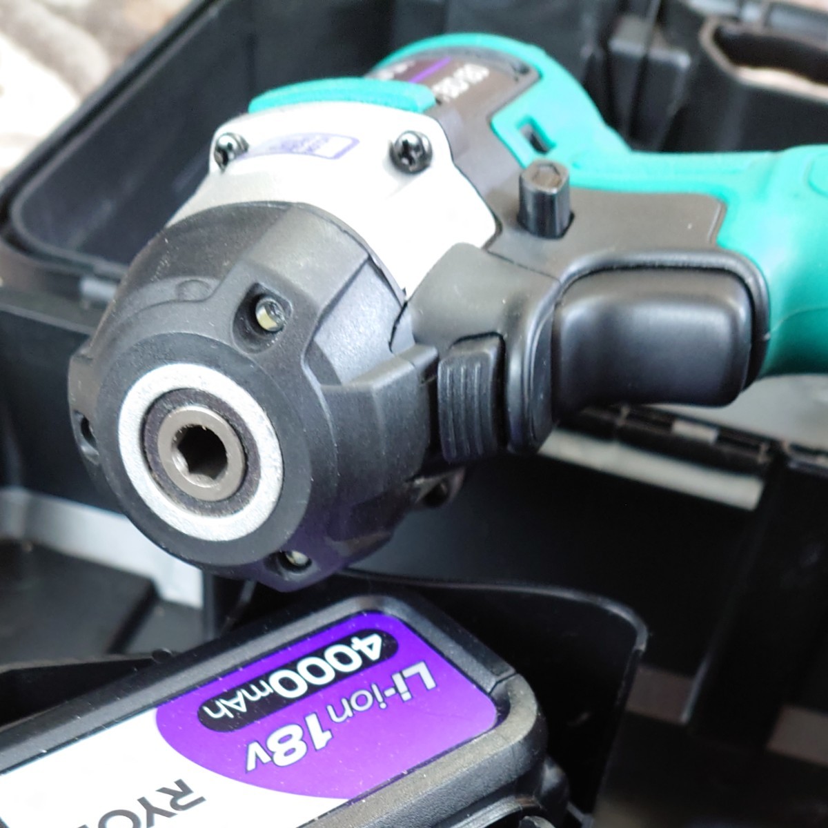RYOBI インパクトドライバーBID-180 18v4000mh