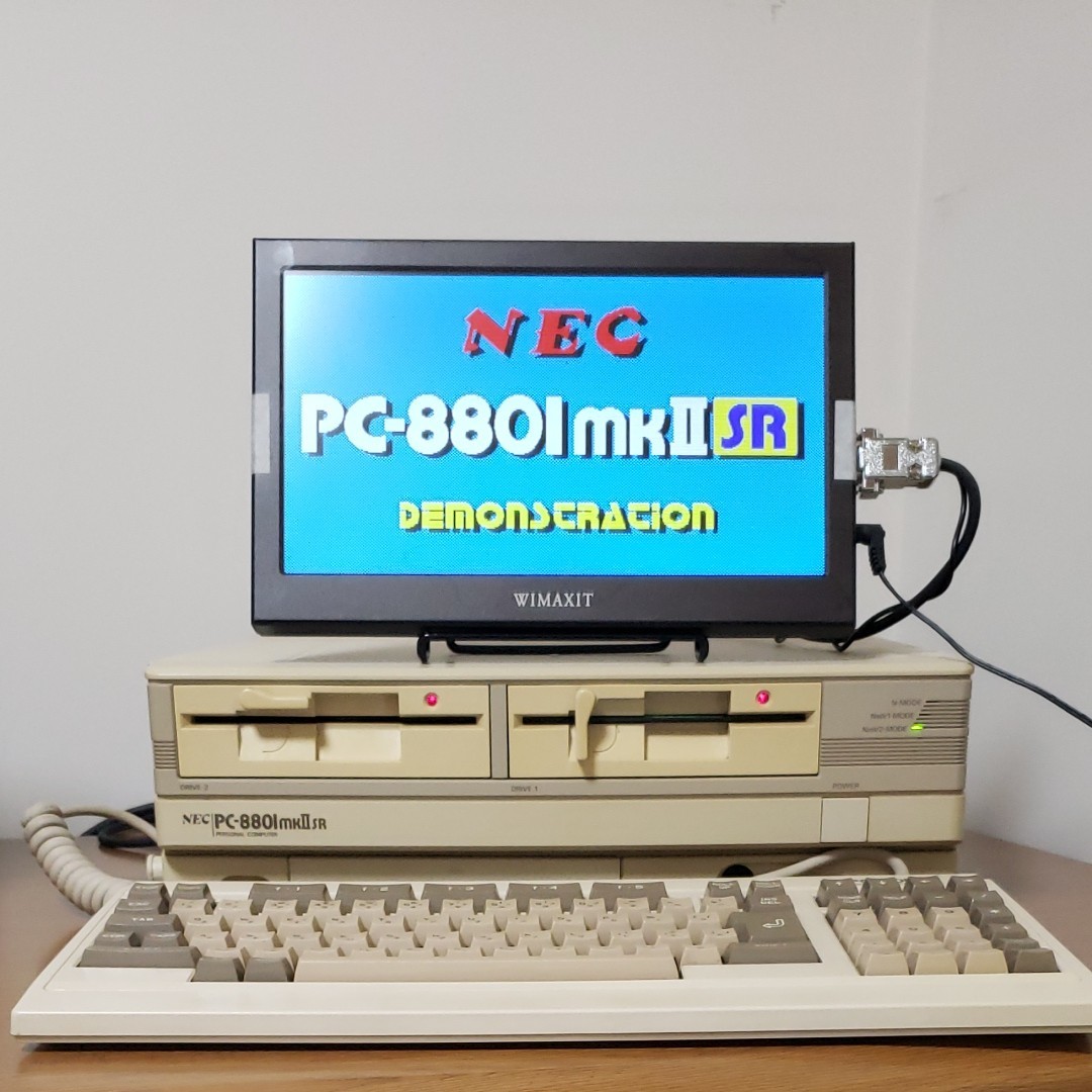 稼働品】NEC PC-8801mk2 SR本体+キーボード+システムディスク 稼働品】NEC PC-8801mk2 SR本体+キーボード+システムディスク