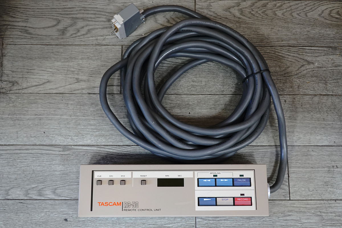 □ TASCAM RC-50 ワイヤードリモコン □ - オーディオ機器 □ TASCAM RC-50 ワイヤードリモコン □ - オーディオ機器