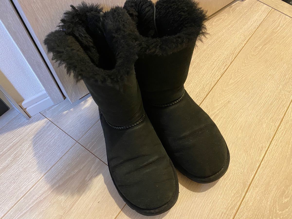 Paypayフリマ Ugg ムートンブーツ リボン 23cm Paypayフリマ Ugg ムートンブーツ リボン 23cm