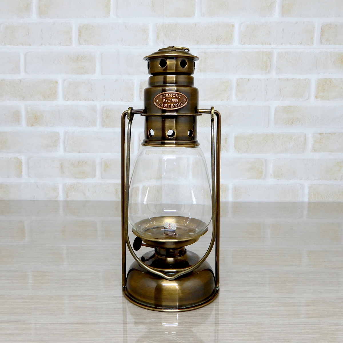 替芯付【送料無料】新品 Skaters Style Oil Lantern - Antique Solid Brass 【日本未発売】◇スケーターズ 真鍮 ハリケーンランタン ブラス