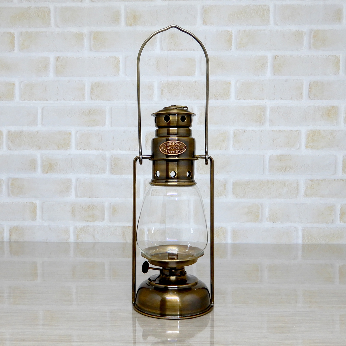 替芯付【送料無料】新品 Skaters Style Oil Lantern - Antique Solid Brass 【日本未発売】◇スケーターズ 真鍮 ハリケーンランタン ブラス