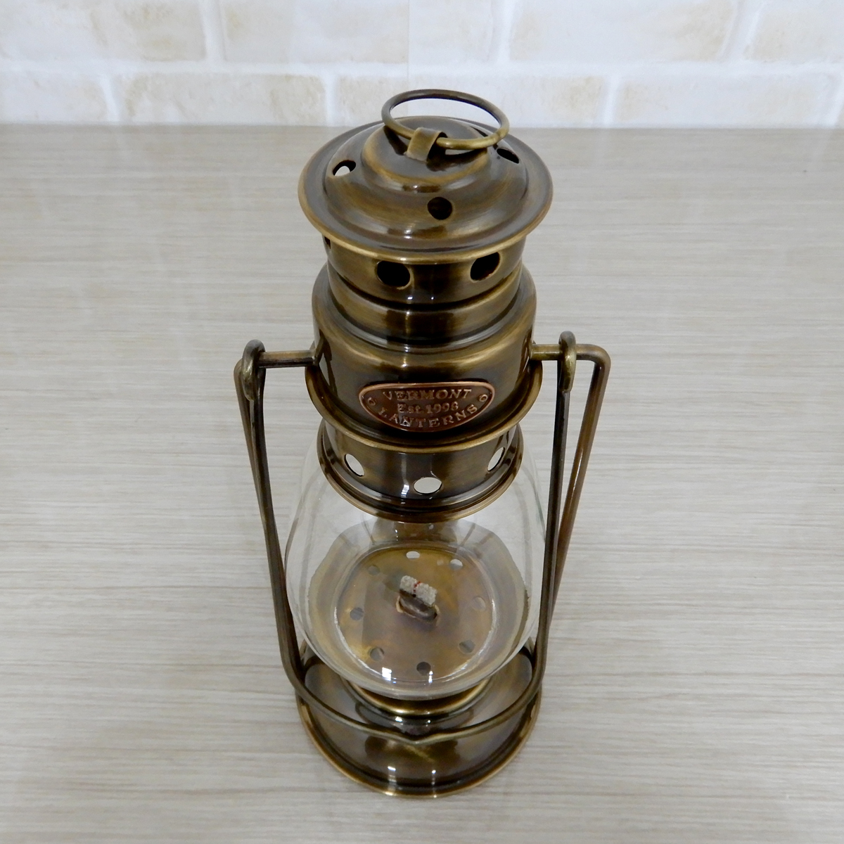 替芯付【送料無料】新品 Skaters Style Oil Lantern - Antique Solid Brass 【日本未発売】◇スケーターズ 真鍮 ハリケーンランタン ブラス