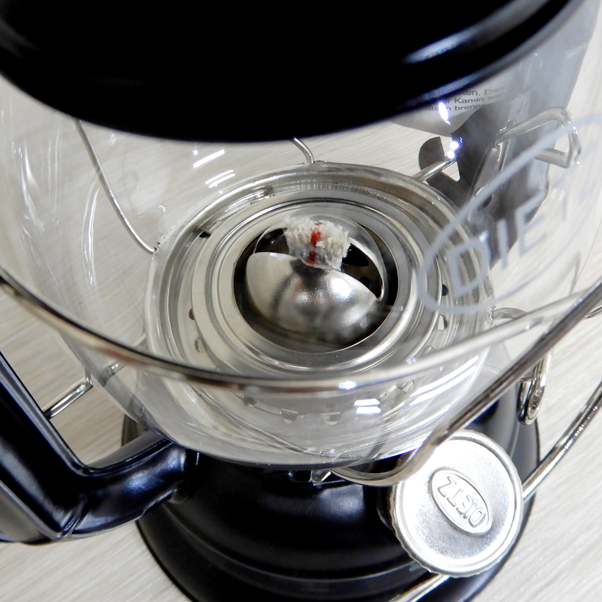 替芯付新品 Dietz #50 Comet Oil Lantern Black & Tin Trim 日本 替芯付新品 Dietz #50 Comet Oil Lantern Black & Tin Trim 日本