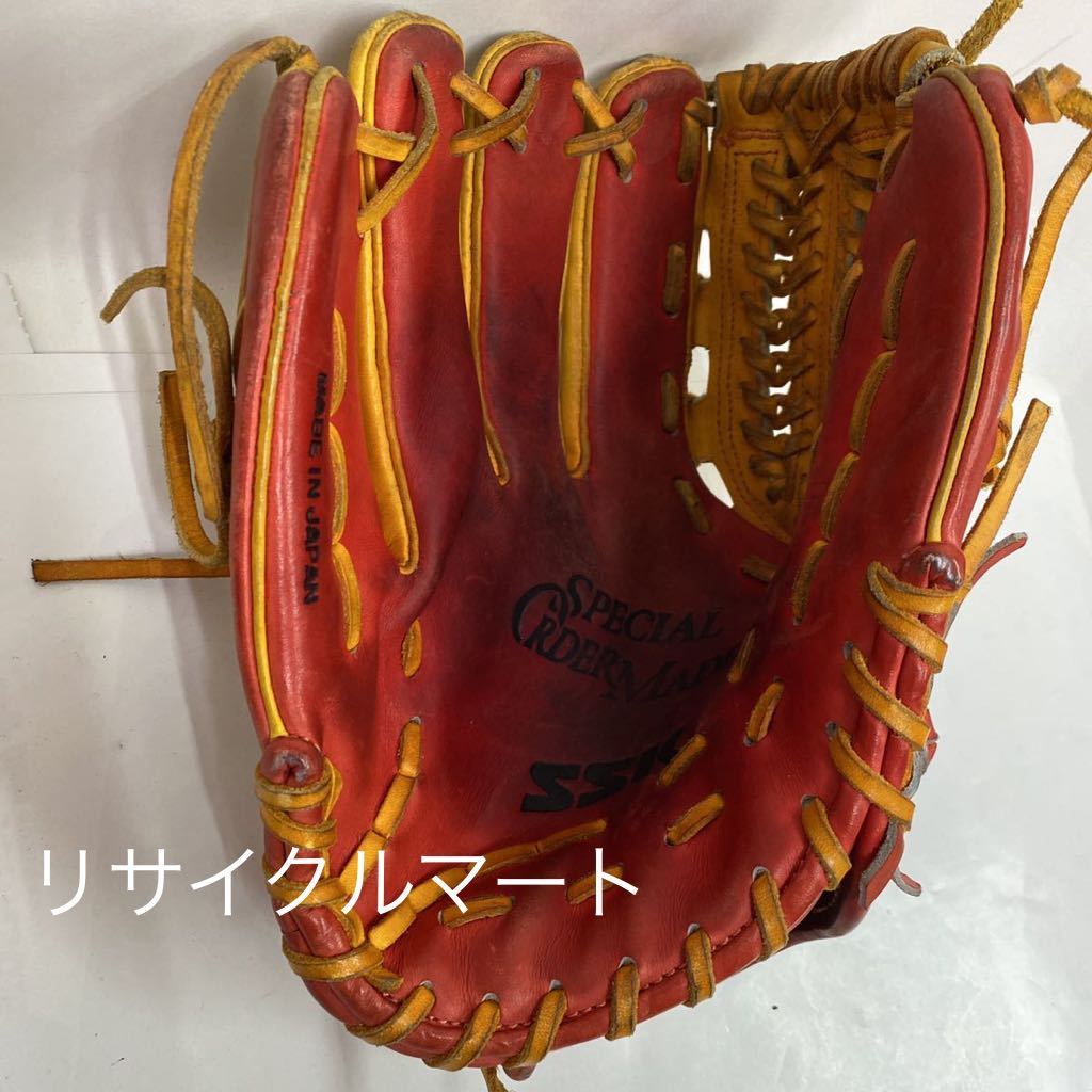  редкость редкий Hiroshima Toyo Carp Satake . futoshi изначальный игрок реальное использование перчатка 13 номер времена 2006 год из 2007 год на данный момент Hiroshima. удар .. рука satake 13 SSK перчатка 