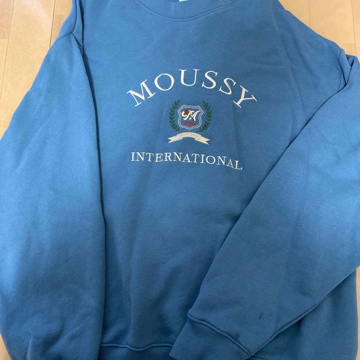 Paypayフリマ Moussy スウェットトレーナー Paypayフリマ Moussy スウェットトレーナー