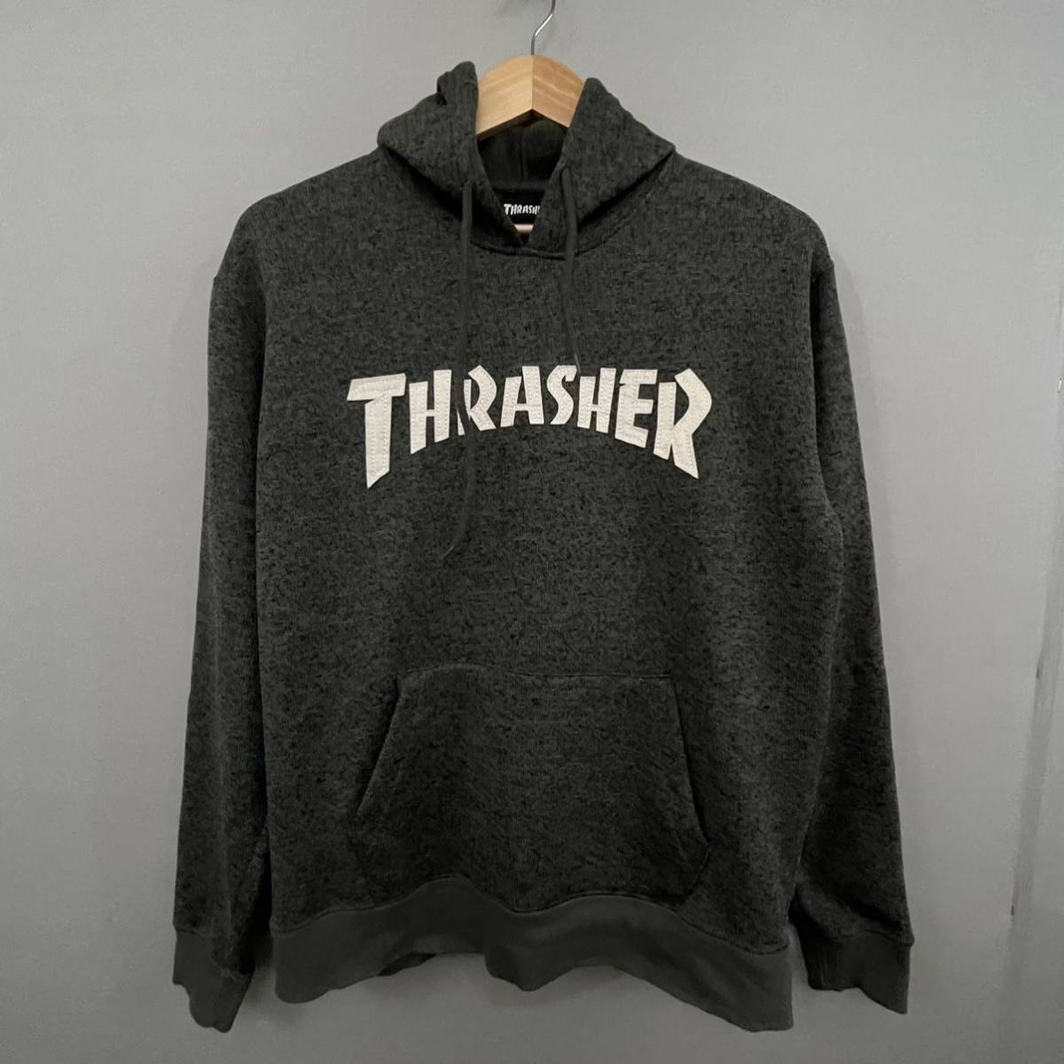 スラッシャー　THRASHER スケーター　スケボー　メンズ　ファッション　衣類　メンズ　裏起毛　M ∬◆_画像2