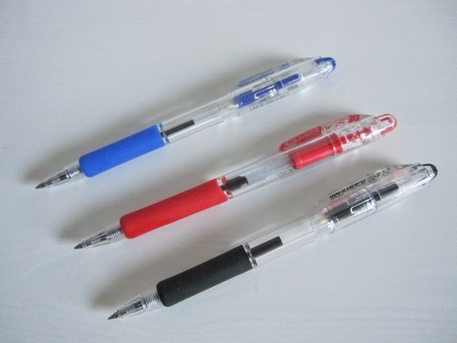 新品 ゼブラ ボールペン 黒0.5 赤0.7 青0.7芯 JIM-KNOCK ボールペン 3本 未使用 ボールペン 美品 油性ボールペン 文房具 綺麗 事務用品 得_画像2