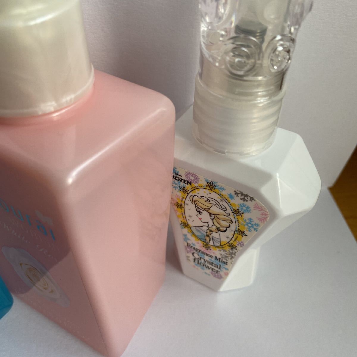 Paypayフリマ サムライウーマン ホワイトローズ ジャスミン アクアマリン ディズニー アナ雪 クリスタルフラワー フレグランスミスト コロン Paypayフリマ サムライウーマン ホワイトローズ ジャスミン アクアマリン ディズニー アナ雪 クリスタルフラワー フレグランスミスト コロン