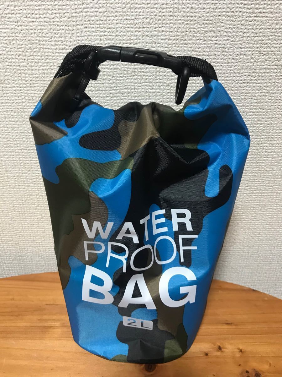 防水バッグ　ドライバッグ　2L  全5色　アウトドア用品