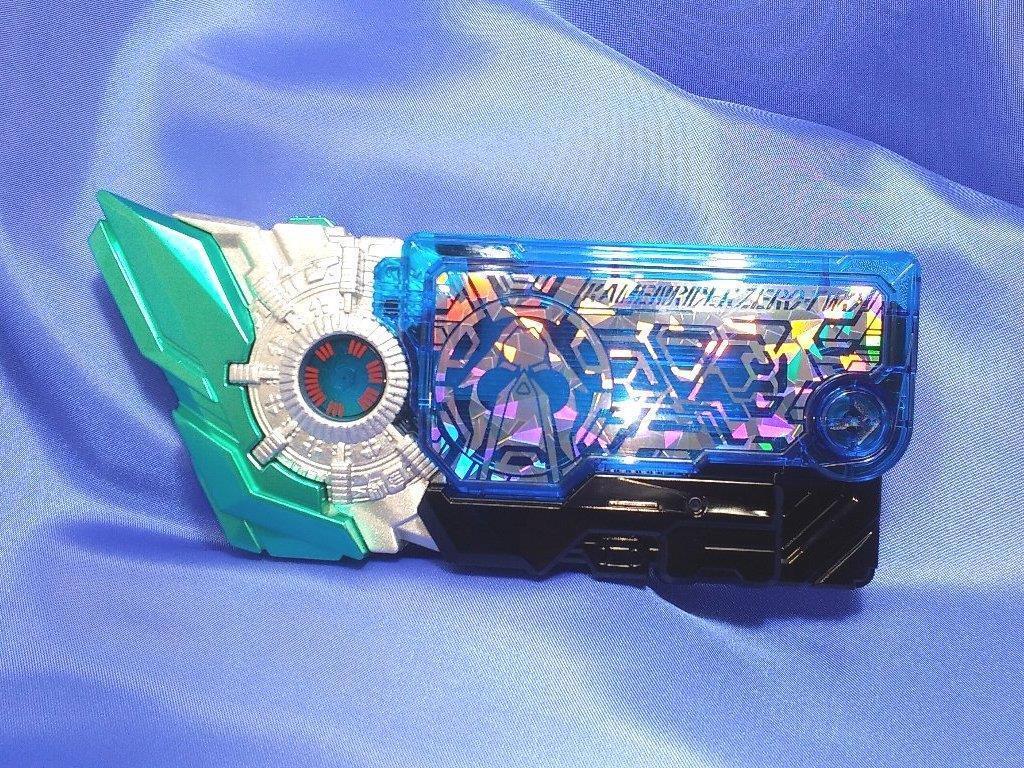 仮面ライダーゼロワン イズ風ドライバー(重塗装&音量ブースト 仮面ライダーゼロワン イズ風ドライバー(重塗装&音量ブースト