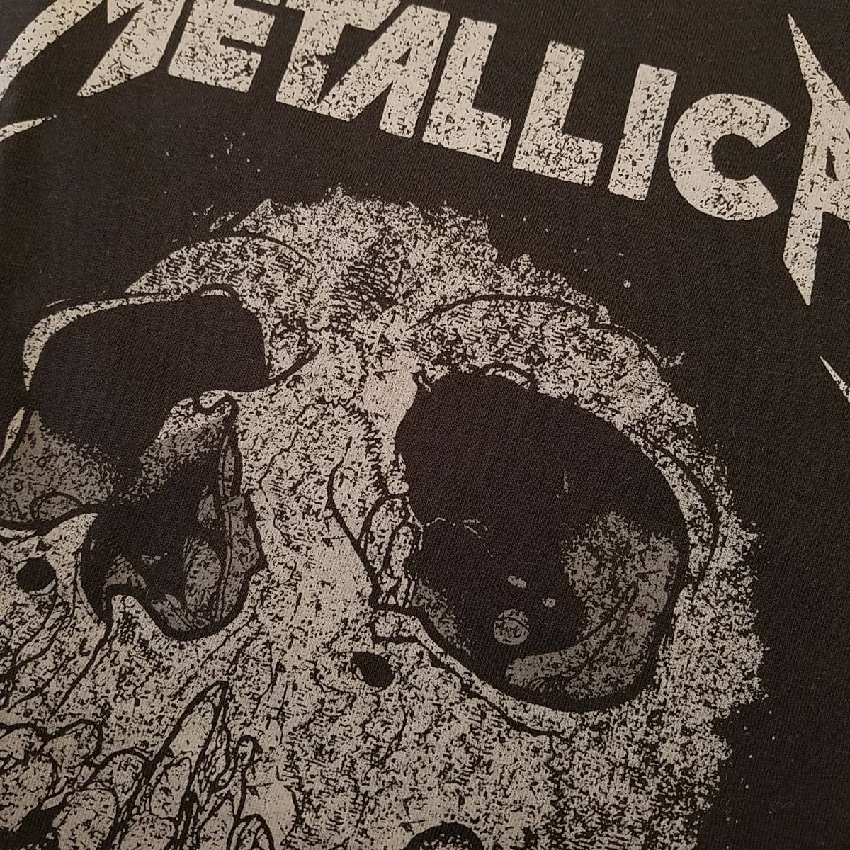 魅惑のバンドT特集! 新品『DIVIDED H&M エイチアンドエム』“METALLICA(メタリカ)” 長袖Tシャツ 2019年コピーライト 黒 XS 価格￥2499_画像6