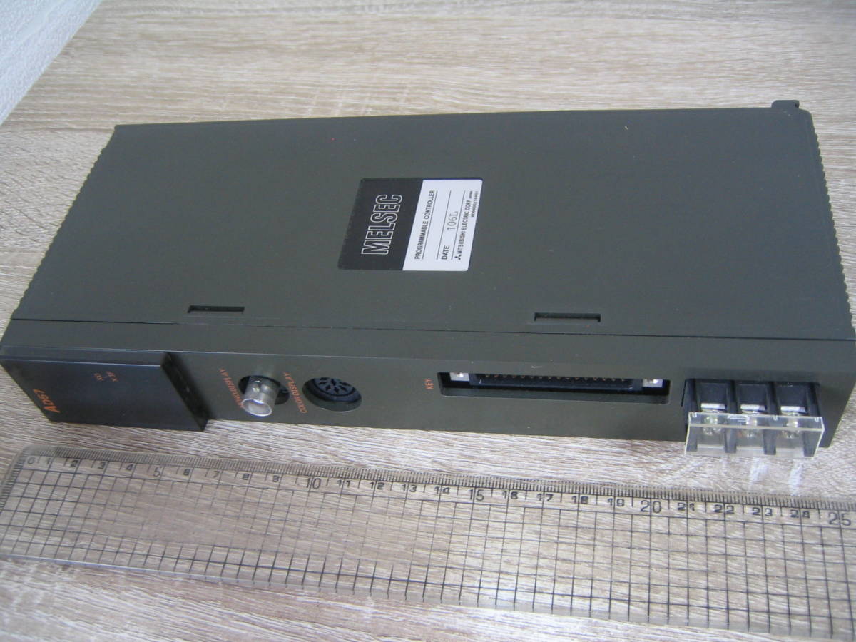 EM001　MITSUBISHI　三菱　シーケンサー　MELSEC　AD57　プログラマブルコントローラ　外箱 取説なし　中古品　_画像2