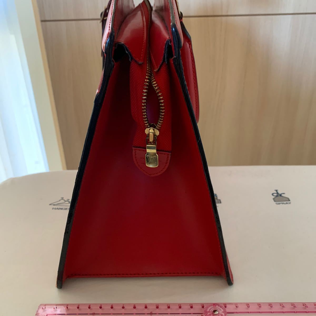 LOUIS VUITTON ルイヴィトンエピ 赤 | pountos.gr
