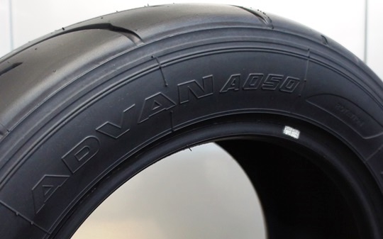 【出品=在庫OK!】 2023年製造# ヨコハマ アドバン ADVAN A050 (Mコンパウンド) 255/40R17 94W 新品1本 Sタイヤ★ 送料別途♪_画像2