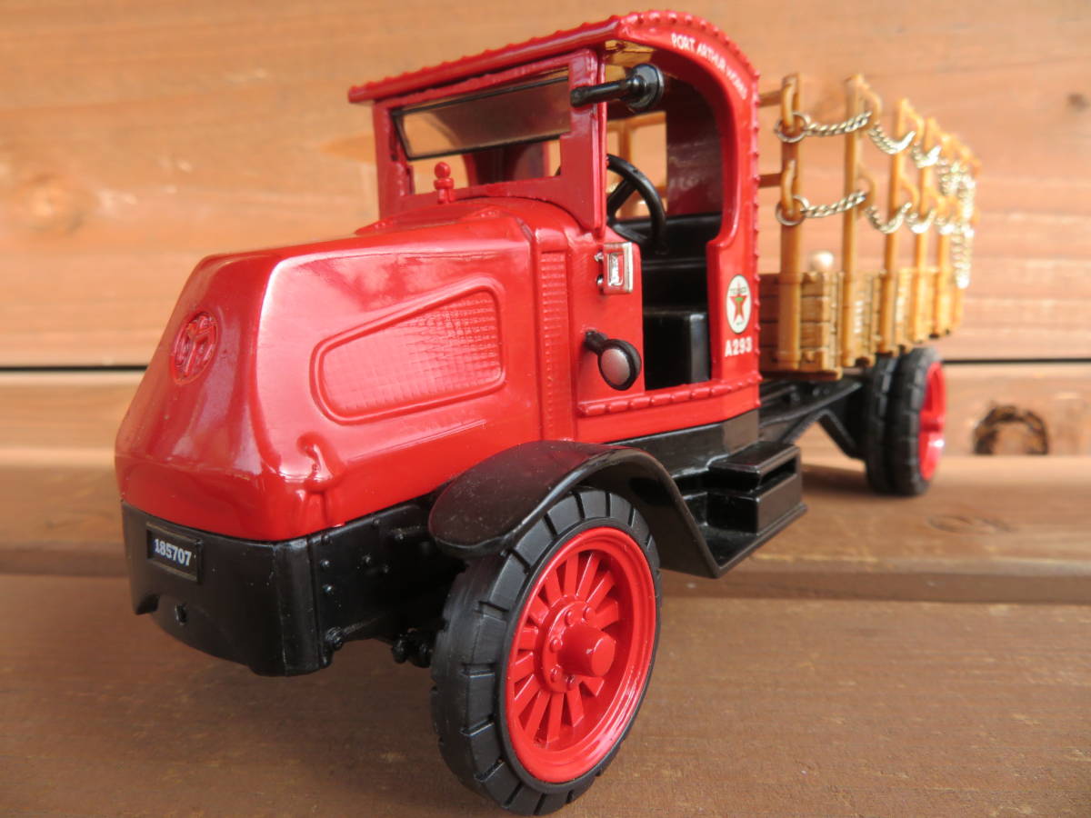  rare 1918 MACK AC Bulldog Flatbed Truck TEXACO display Vintage garage America USA (624)