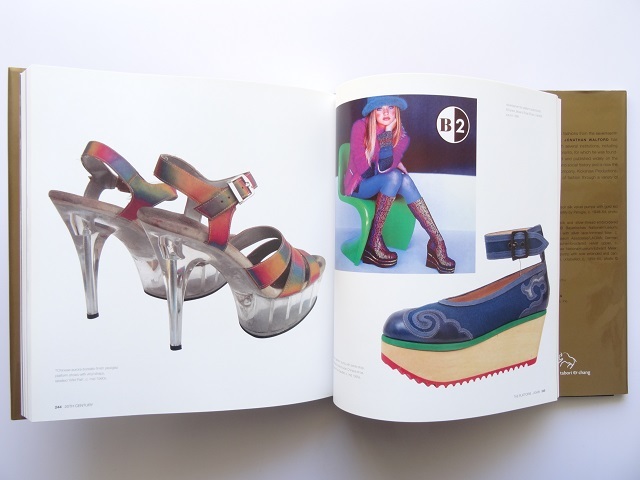  иностранная книга * каблук обувь. дизайн фотоальбом книга@ Manolo Blahnik ...