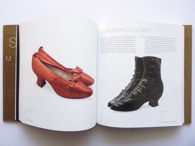  иностранная книга * каблук обувь. дизайн фотоальбом книга@ Manolo Blahnik ...