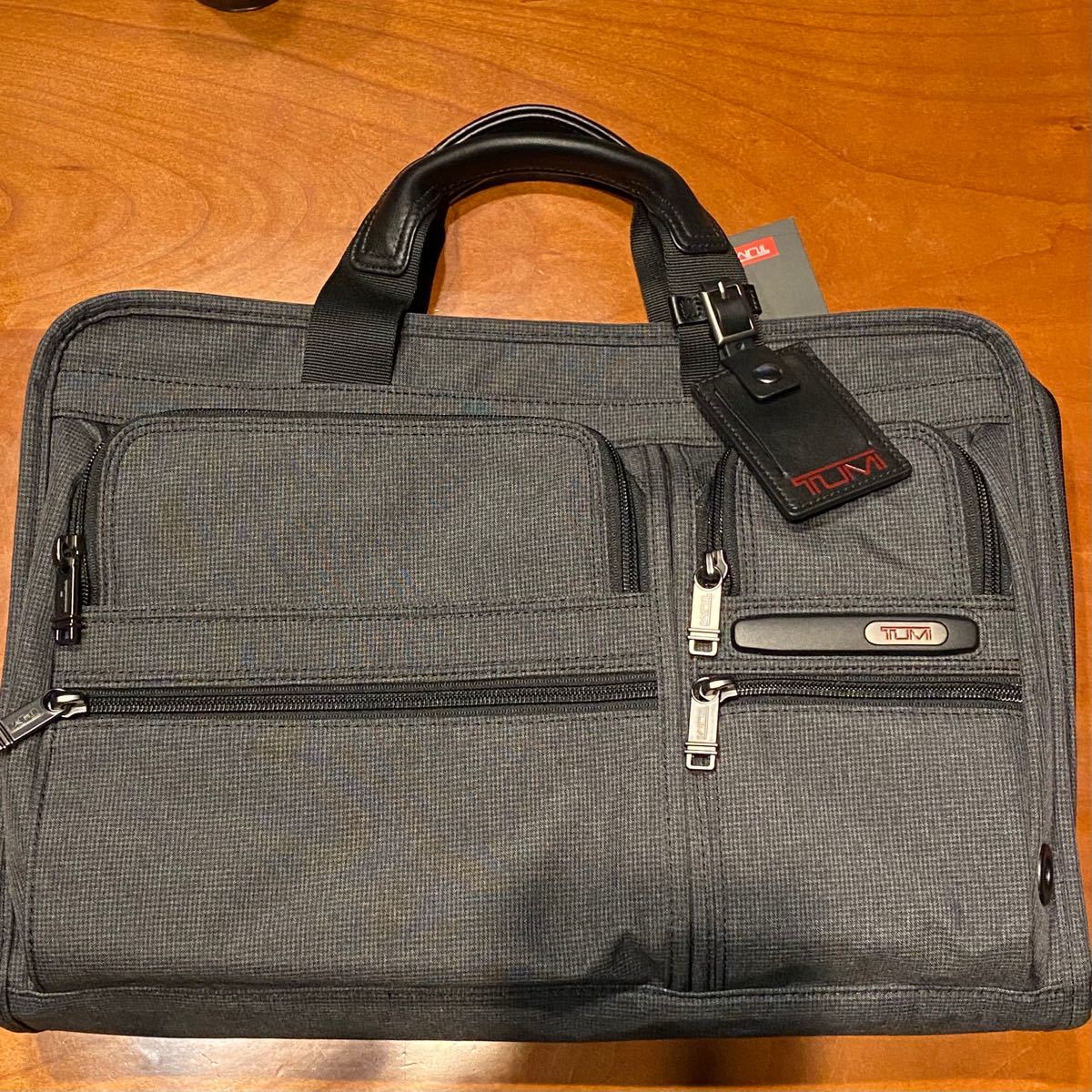 新品 TUMI ビジネスバッグ ORGANIZER PORTFOLIO BRIEF 98231 新品 TUMI ビジネスバッグ ORGANIZER PORTFOLIO BRIEF 98231