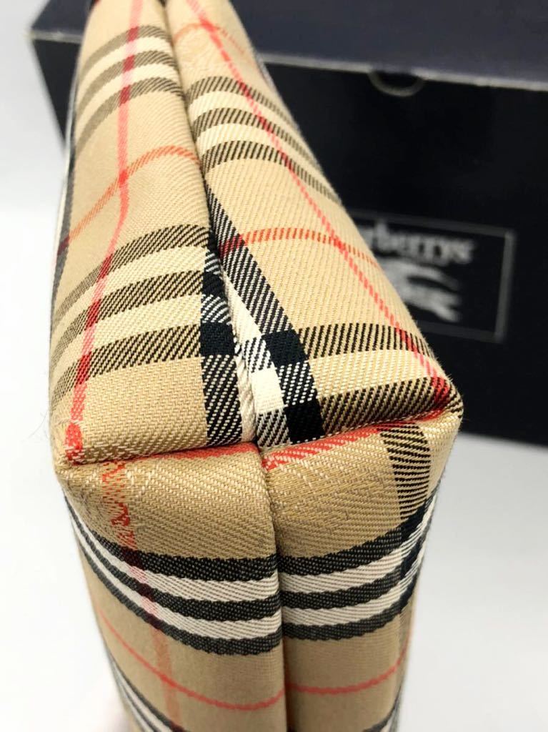 バーバリー　化粧ポーチ ダークブラウン×チェック　未使用品　マルチケース　レディース　カバン　BURBERRY セカンドバッグ　ポーチ