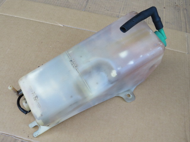 Z31 / original radiator reserve tank [B-42] search word :Z31 HZ31 HGZ31 PZ31 PGZ31 200ZR 300ZX 300ZR North America export Anniversary 