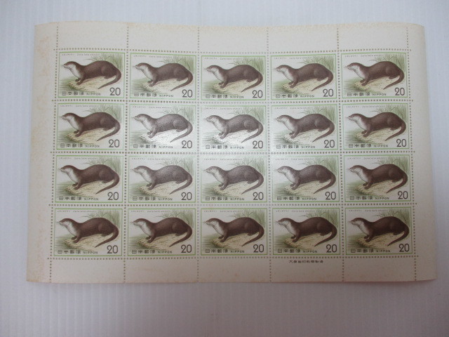K-212　自然保護シリーズ切手　第1集　哺乳類（1シート20円×20枚）　合計3シート　未使用品　_画像2