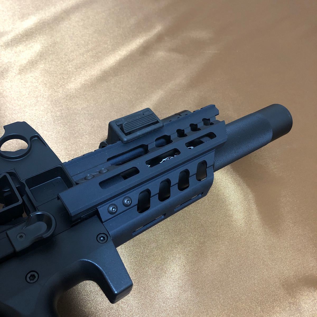 東京マルイ P90 ドットサイト搭載モデル 外装カスタム|Yahoo 東京マルイ P90 ドットサイト搭載モデル 外装カスタム|Yahoo