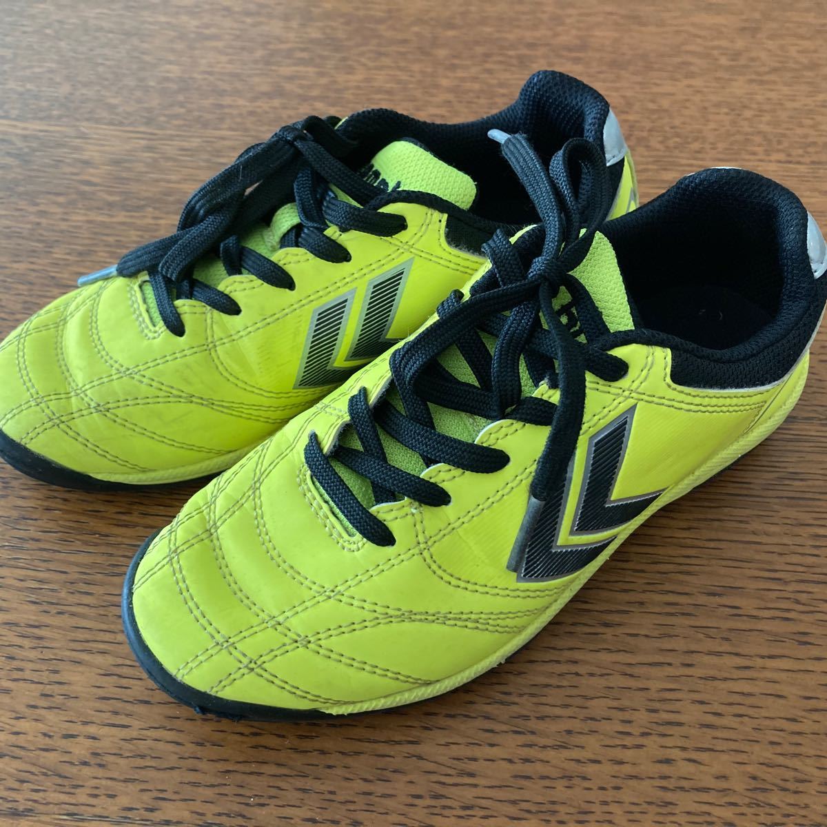 Paypayフリマ ヒュンメル サッカーシューズ プリアモーレiv Tf Jr 5cm トレーニング用 ターフシューズ Paypayフリマ ヒュンメル サッカーシューズ プリアモーレiv Tf Jr 5cm トレーニング用 ターフシューズ