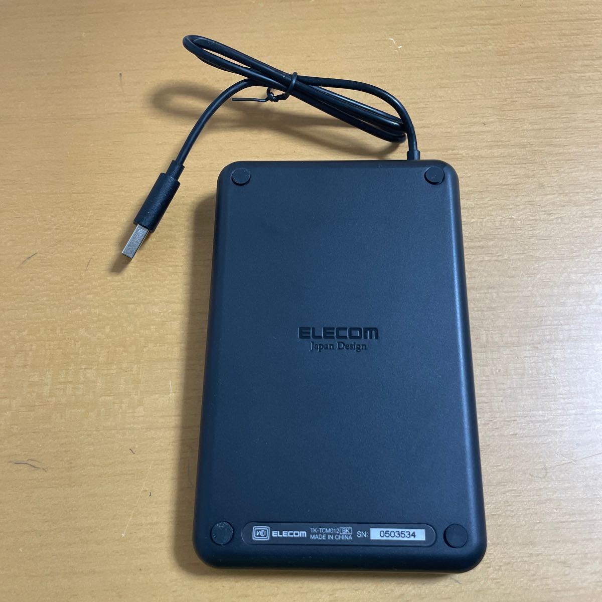 ELECOM テンキーボード USBハブ一個