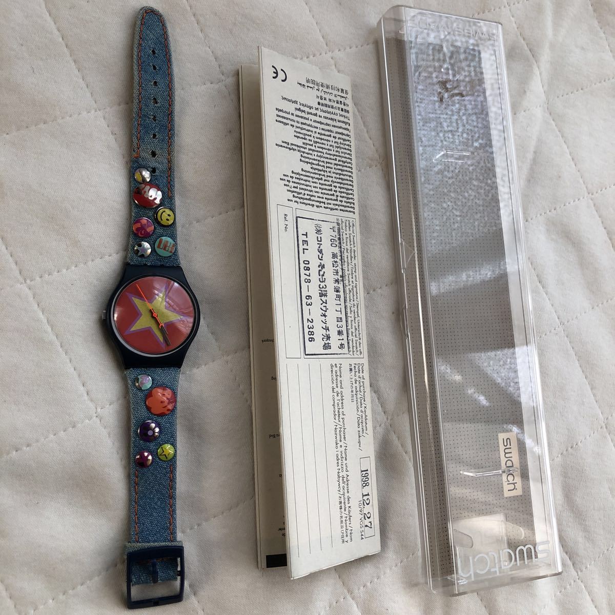 アンティーク.腕時計 SWISS SWATCH .1997.クオーツ.スイス製.30m防水性.保証書付き.純正箱付き.未使用.可動品.時計本体の横幅3.5センチ._画像4