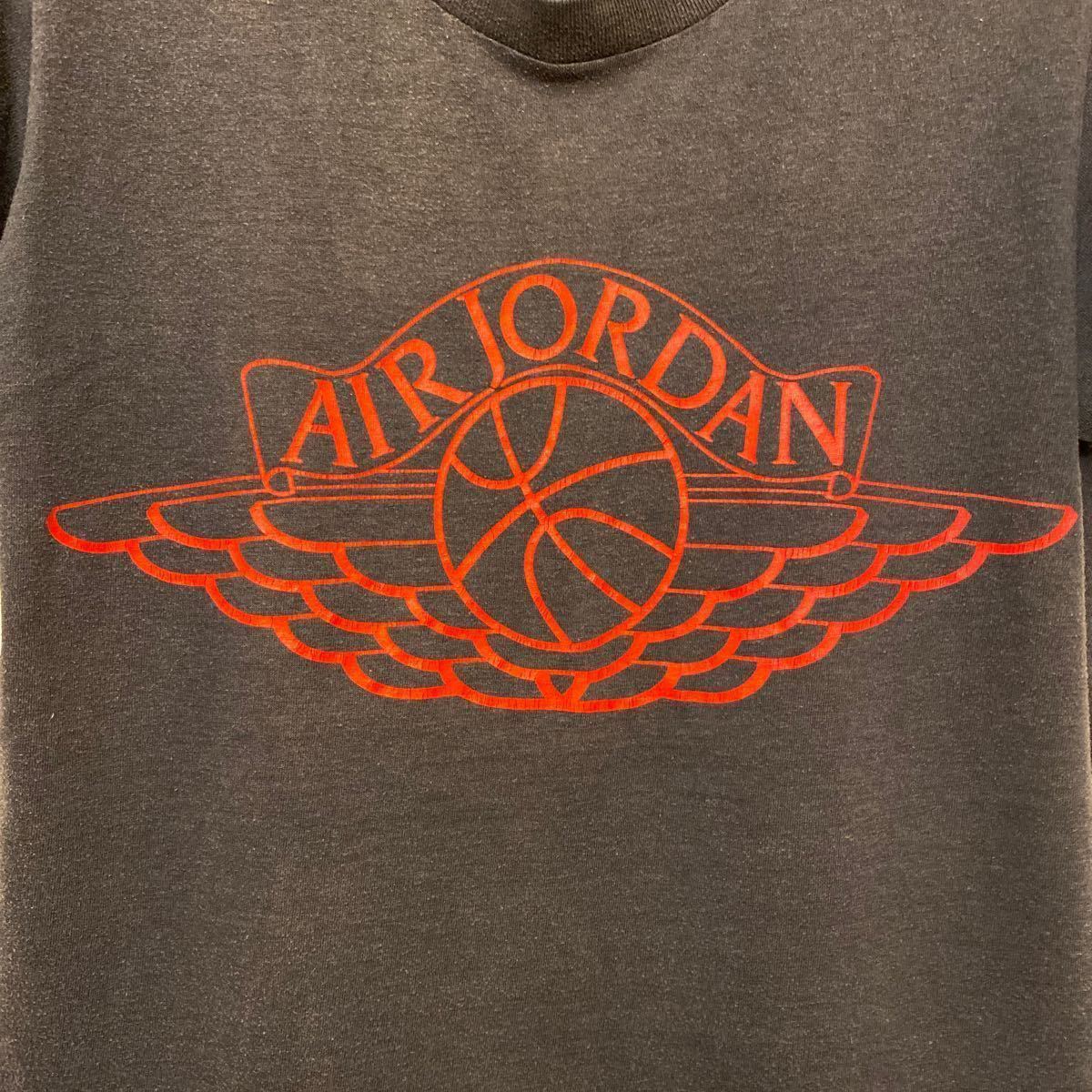 レア 80sビンテージ ナイキ NIKE エアジョーダン Tシャツ サイズS 青タグ USA製 Vintage Air Jordan t-shirt 1980s Blue tag Rare レア 80sビンテージ ナイキ NIKE エアジョーダン Tシャツ サイズS 青タグ USA製 Vintage Air Jordan t-shirt 1980s Blue tag Rare
