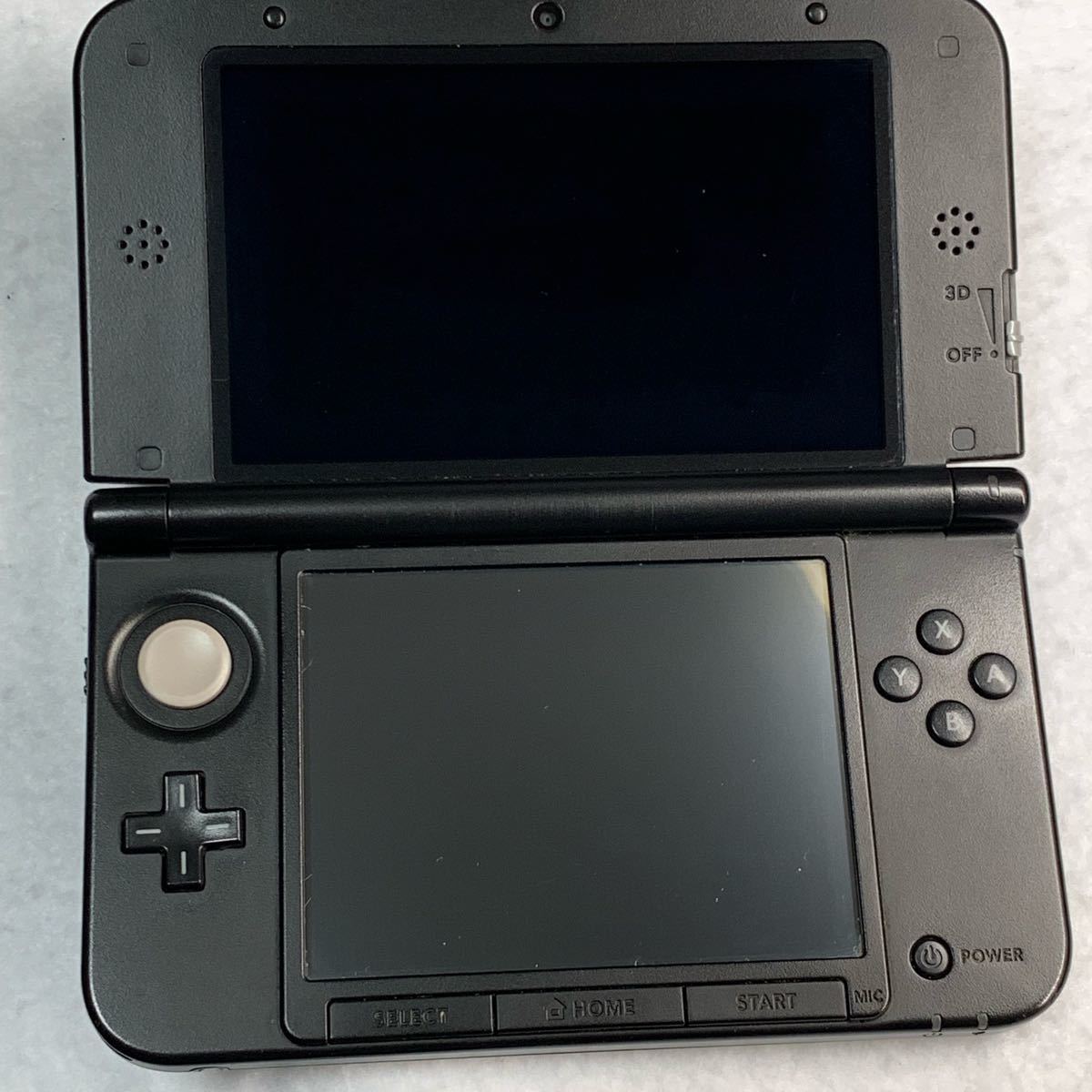 ニンテンドー 3DS LL シルバー ブラック 本体 タッチペン 箱 説明書 ドラえもんケース セット
