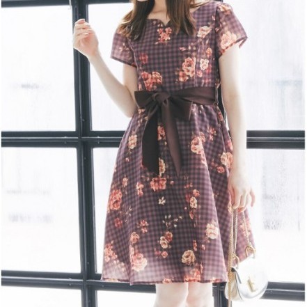 Paypayフリマ トッコクローゼット ワンピース 花柄 ブラウン チェック Paypayフリマ トッコクローゼット ワンピース 花柄 ブラウン チェック