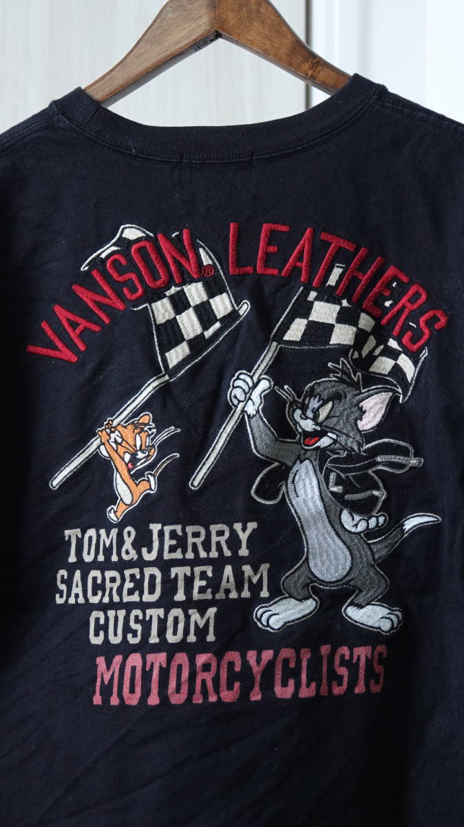 ★vansonバンソン×TOM&JERRYトムとジェリー コラボワッペン刺繍プリント加工半袖Tシャツ　古着ユーズド男性メンズM黒ブラックカートゥーン_画像2