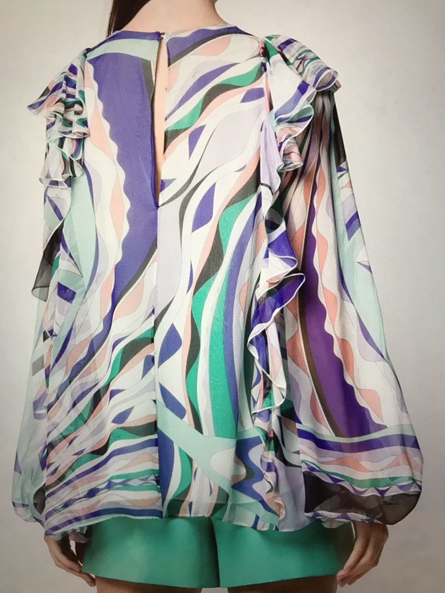 新品タグ付きエミリオプッチemilio pucci シルクトップスIT40-